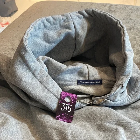 Brandy Melville Christy Zip-Up Gray Hoodie {315} - Picture 10 of 15